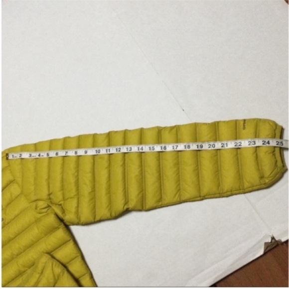 Columbia Yellow Puffer Jacket - Picture 9 of 11